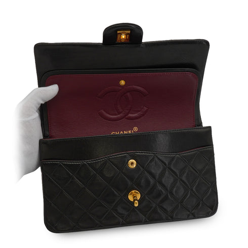 VINTAGE CHANEL CLASSIC FLAP MEDIUM CHAIN SHOULDER BAG BLACK LAMB SKIN GOLD HARDWARE 90344100