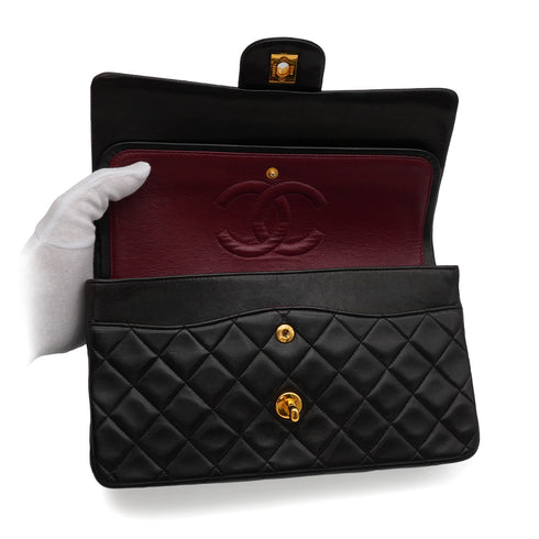 VINTAGE CHANEL CLASSIC FLAP MEDIUM CHAIN SHOULDER BAG BLACK LAMB SKIN GOLD HARDWARE 90344579