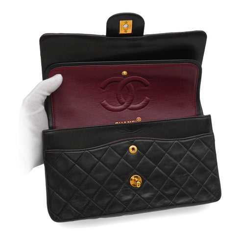VINTAGE CHANEL CLASSIC FLAP MEDIUM CHAIN SHOULDER BAG BLACK LAMB SKIN GOLD HARDWARE 90345157
