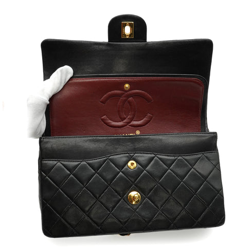 VINTAGE CHANEL CLASSIC FLAP MEDIUM CHAIN SHOULDER BAG BLACK LAMB SKIN GOLD HARDWARE 90346117