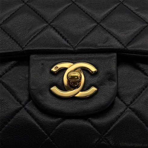 VINTAGE CHANEL CLASSIC FLAP MEDIUM CHAIN SHOULDER BAG BLACK LAMB SKIN GOLD HARDWARE 90314750