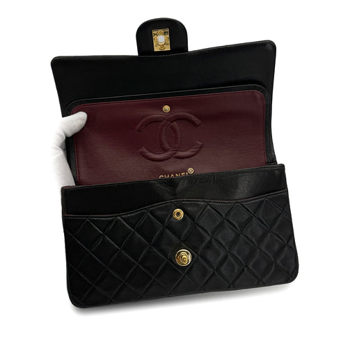 VINTAGE CHANEL CLASSIC FLAP MEDIUM CHAIN SHOULDER BAG BLACK LAMB SKIN GOLD HARDWARE 90314778