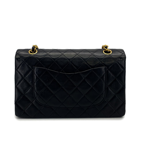 VINTAGE CHANEL CLASSIC FLAP MEDIUM CHAIN SHOULDER BAG BLACK LAMB SKIN GOLD HARDWARE 90325634