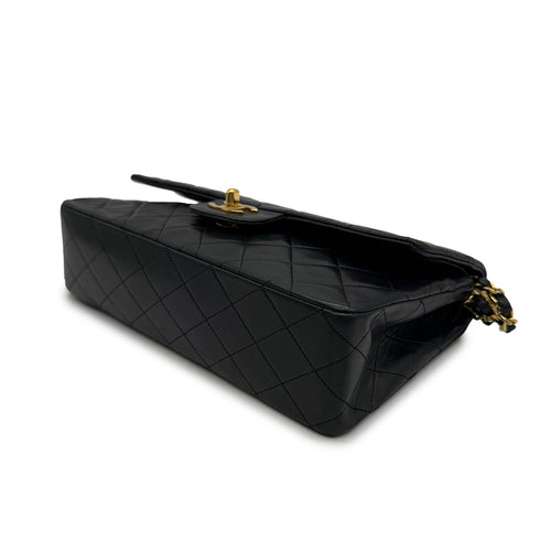 VINTAGE CHANEL CLASSIC FLAP MEDIUM CHAIN SHOULDER BAG BLACK LAMB SKIN GOLD HARDWARE 90329216