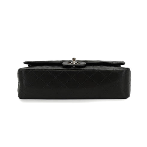 VINTAGE CHANEL CLASSIC FLAP MEDIUM CHAIN SHOULDER BAG BLACK LAMB SKIN SILVER HARDWARE 90334867