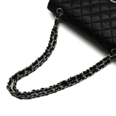 VINTAGE CHANEL CLASSIC FLAP MEDIUM CHAIN SHOULDER BAG BLACK LAMB SKIN SILVER HARDWARE 90342426