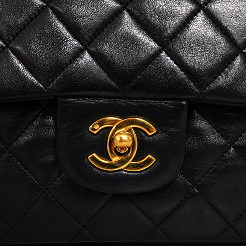 VINTAGE CHANEL CLASSIC FLAP MEDIUM CHAIN SHOULDER BAG BLACK LAMB SKIN GOLD HARDWARE 90343908