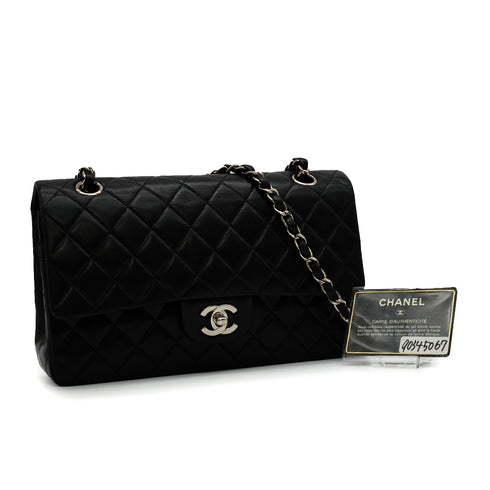 VINTAGE CHANEL CLASSIC FLAP MEDIUM CHAIN SHOULDER BAG BLACK LAMB SKIN SILVER HARDWARE 90345067