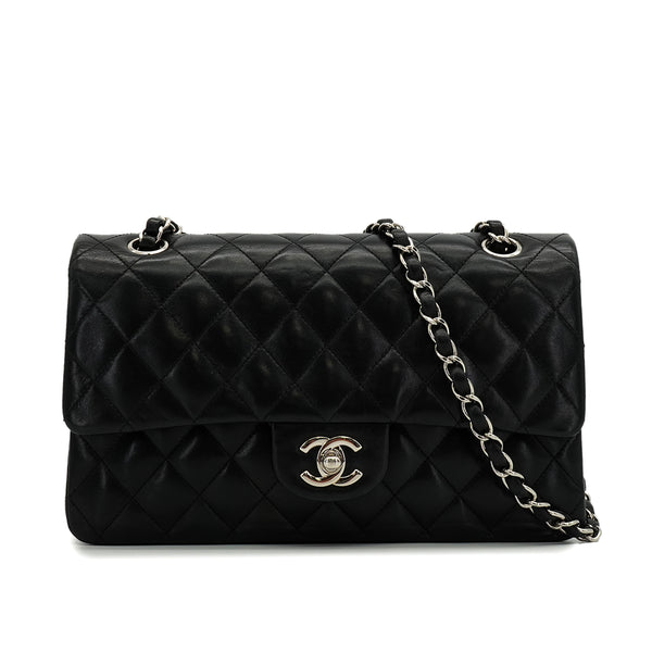 VINTAGE CHANEL CLASSIC FLAP MEDIUM CHAIN SHOULDER BAG BLACK LAMB SKIN SILVER HARDWARE 90350415