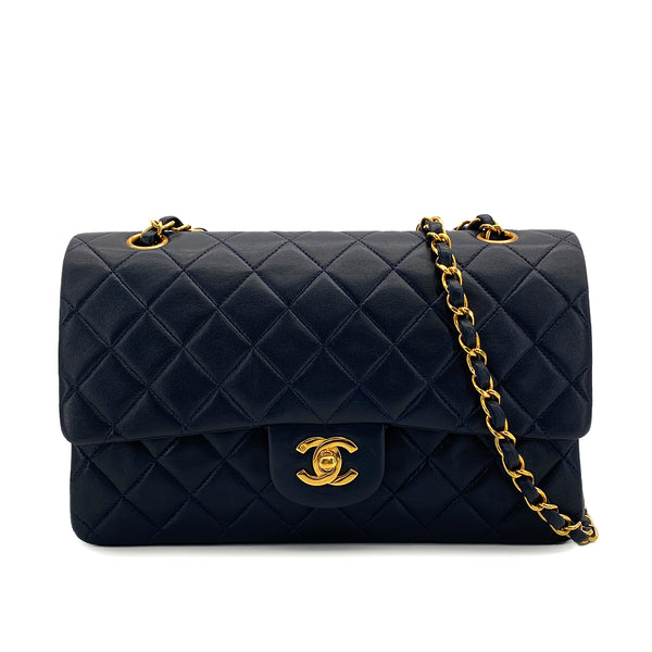 VINTAGE CHANEL CLASSIC FLAP MEDIUM CHAIN SHOULDER BAG NAVY LAMB SKIN GOLD HARDWARE 90314334