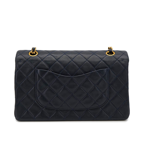 VINTAGE CHANEL CLASSIC FLAP MEDIUM CHAIN SHOULDER BAG NAVY LAMB SKIN GOLD HARDWARE 90325348