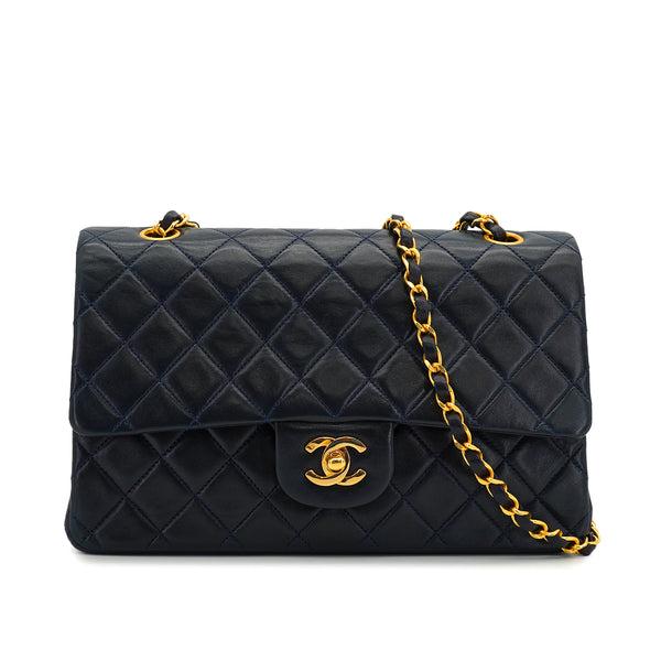 VINTAGE CHANEL CLASSIC FLAP MEDIUM CHAIN SHOULDER BAG NAVY LAMB SKIN GOLD HARDWARE 90327182