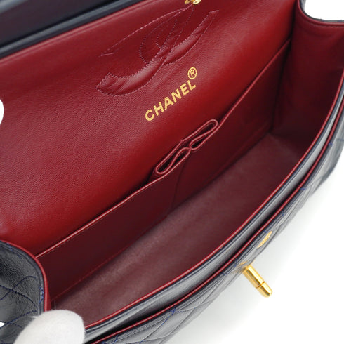 VINTAGE CHANEL CLASSIC FLAP MEDIUM CHAIN SHOULDER BAG NAVY LAMB SKIN GOLD HARDWARE 90327182