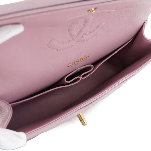 VINTAGE CHANEL CLASSIC FLAP MEDIUM CHAIN SHOULDER BAG PALE PURPLE LAMB SKIN GOLD HARDWARE 90332919