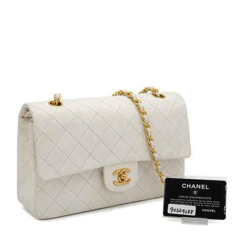 VINTAGE CHANEL CLASSIC FLAP MEDIUM CHAIN SHOULDER BAG WHITE LAMB SKIN GOLD HARDWARE 90324288