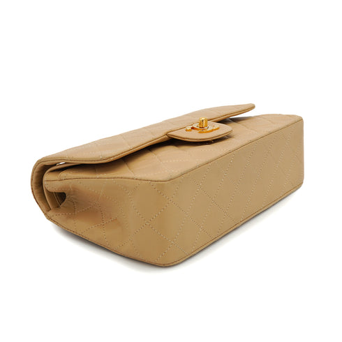 VINTAGE CHANEL CLASSIC FLAP SMALL CHAIN SHOULDER BAG BEIGE LAMB SKIN GOLD HARDWARE 90315882