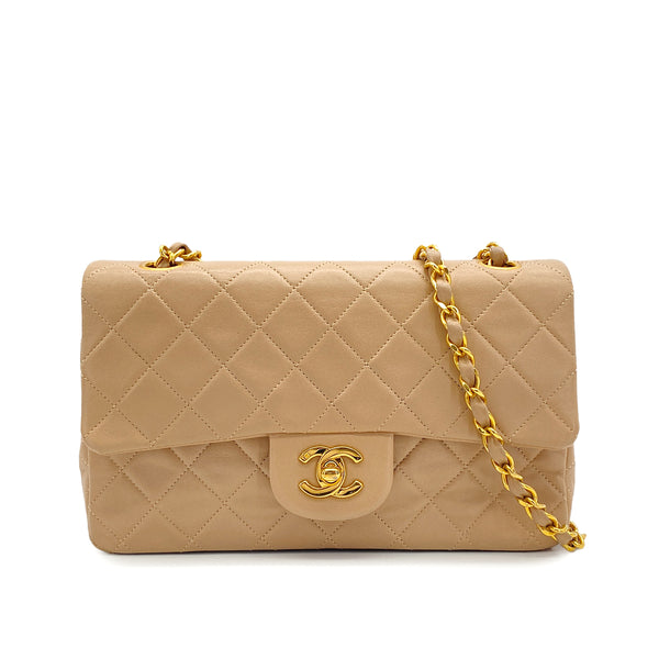 VINTAGE CHANEL CLASSIC FLAP SMALL CHAIN SHOULDER BAG BEIGE LAMB SKIN GOLD HARDWARE 90324761