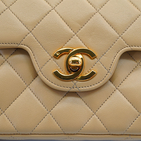 VINTAGE CHANEL CLASSIC FLAP SMALL CHAIN SHOULDER BAG BEIGE LAMB SKIN GOLD HARDWARE 90335504