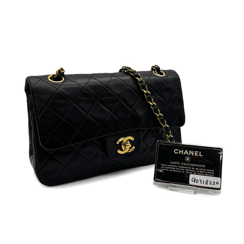 VINTAGE CHANEL CLASSIC FLAP SMALL CHAIN SHOULDER BAG BLACK LAMB SKIN GOLD HARDWARE 90318220