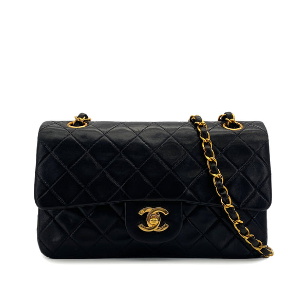 VINTAGE CHANEL CLASSIC FLAP SMALL CHAIN SHOULDER BAG BLACK LAMB SKIN GOLD HARDWARE 90318734