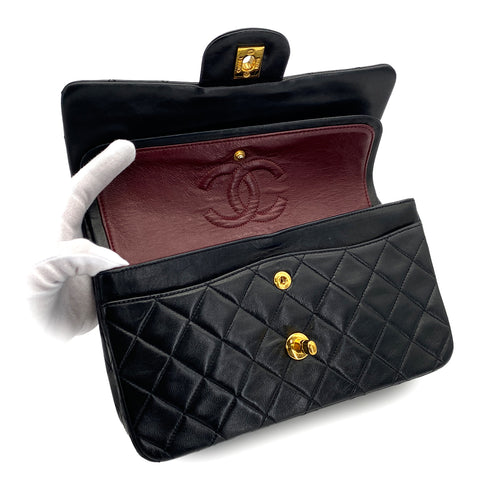 VINTAGE CHANEL CLASSIC FLAP SMALL CHAIN SHOULDER BAG BLACK LAMB SKIN GOLD HARDWARE 90322293