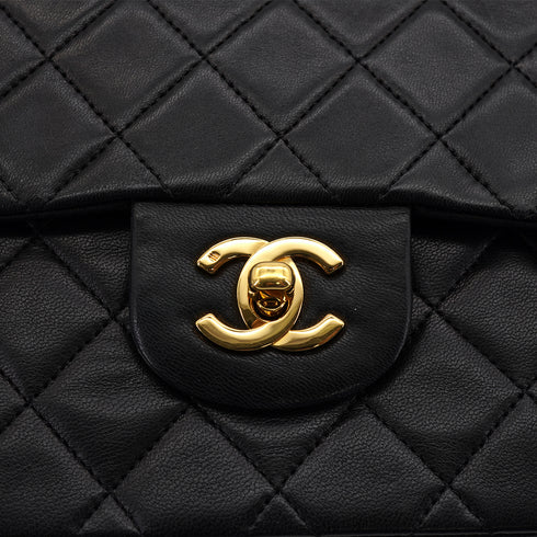 VINTAGE CHANEL CLASSIC FLAP SMALL CHAIN SHOULDER BAG BLACK LAMB SKIN GOLD HARDWARE 90328466
