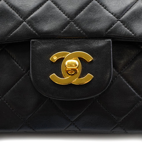 VINTAGE CHANEL CLASSIC FLAP SMALL CHAIN SHOULDER BAG BLACK LAMB SKIN GOLD HARDWARE 90331410