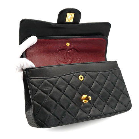 VINTAGE CHANEL CLASSIC FLAP SMALL CHAIN SHOULDER BAG BLACK LAMB SKIN GOLD HARDWARE 90334150