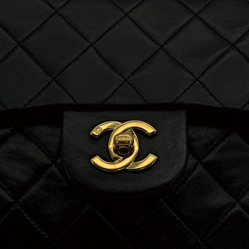 VINTAGE CHANEL CLASSIC FLAP SMALL CHAIN SHOULDER BAG BLACK LAMB SKIN GOLD HARDWARE 90314773