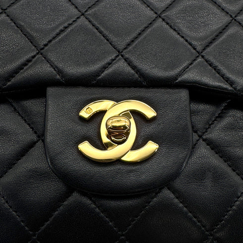 VINTAGE CHANEL CLASSIC FLAP SMALL CHAIN SHOULDER BAG BLACK LAMB SKIN GOLD HARDWARE 90323201