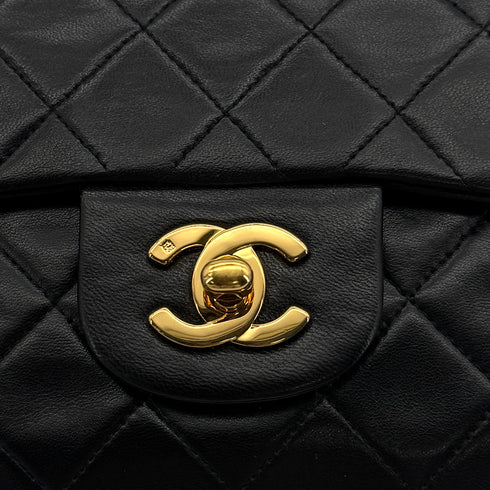 VINTAGE CHANEL CLASSIC FLAP SMALL CHAIN SHOULDER BAG BLACK LAMB SKIN GOLD HARDWARE 90323479