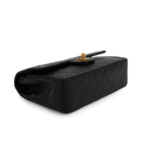 VINTAGE CHANEL CLASSIC FLAP SMALL CHAIN SHOULDER BAG BLACK LAMB SKIN GOLD HARDWARE 90325594