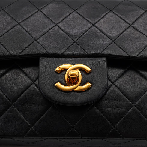 VINTAGE CHANEL CLASSIC FLAP SMALL CHAIN SHOULDER BAG BLACK LAMB SKIN GOLD HARDWARE 90325594