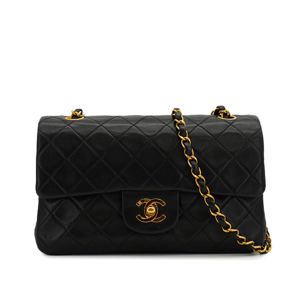 VINTAGE CHANEL CLASSIC FLAP SMALL CHAIN SHOULDER BAG BLACK LAMB SKIN GOLD HARDWARE 90333741