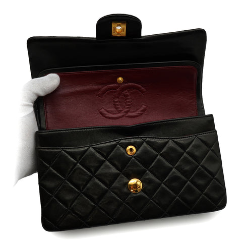 VINTAGE CHANEL CLASSIC FLAP SMALL CHAIN SHOULDER BAG BLACK LAMB SKIN GOLD HARDWARE 90335138