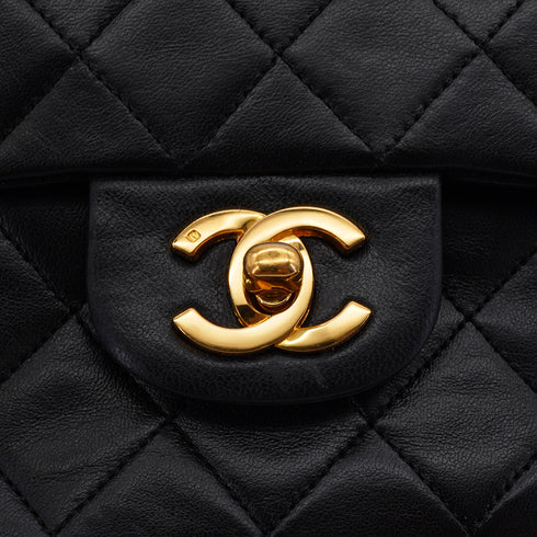 VINTAGE CHANEL CLASSIC FLAP SMALL CHAIN SHOULDER BAG BLACK LAMB SKIN GOLD HARDWARE 90335139