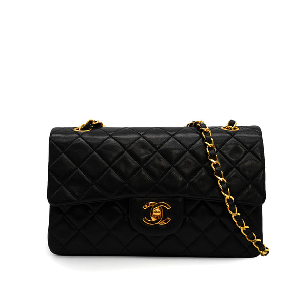 VINTAGE CHANEL CLASSIC FLAP SMALL CHAIN SHOULDER BAG BLACK LAMB SKIN GOLD HARDWARE 90335142