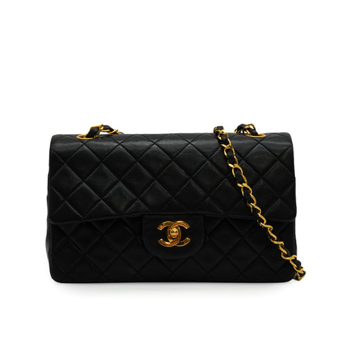 VINTAGE CHANEL CLASSIC FLAP SMALL CHAIN SHOULDER BAG BLACK LAMB SKIN GOLD HARDWARE 90339651