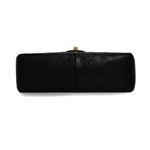 VINTAGE CHANEL CLASSIC FLAP SMALL CHAIN SHOULDER BAG BLACK LAMB SKIN GOLD HARDWARE 90339660