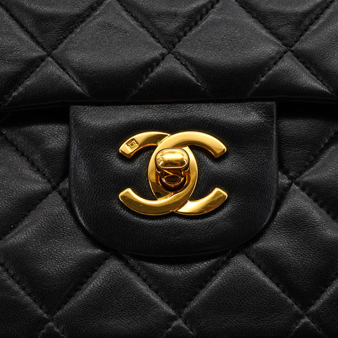 VINTAGE CHANEL CLASSIC FLAP SMALL CHAIN SHOULDER BAG BLACK LAMB SKIN GOLD HARDWARE 90339662