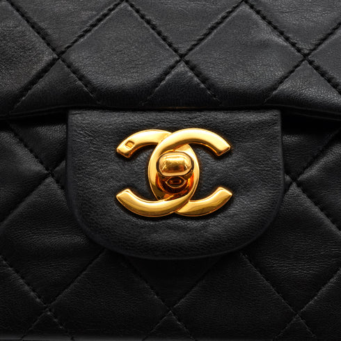 VINTAGE CHANEL CLASSIC FLAP SMALL CHAIN SHOULDER BAG BLACK LAMB SKIN GOLD HARDWARE 90339833