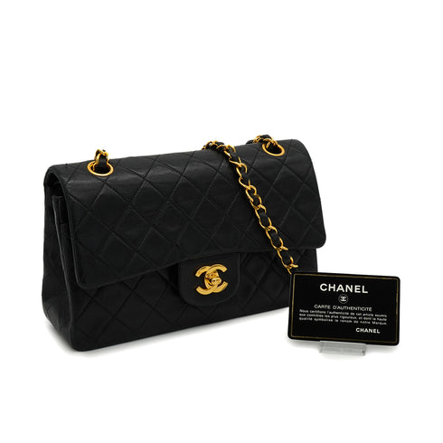 VINTAGE CHANEL CLASSIC FLAP SMALL CHAIN SHOULDER BAG BLACK LAMB SKIN GOLD HARDWARE 90340507