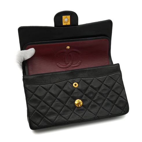 VINTAGE CHANEL CLASSIC FLAP SMALL CHAIN SHOULDER BAG BLACK LAMB SKIN GOLD HARDWARE 90340507