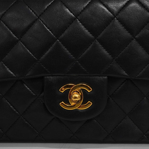 VINTAGE CHANEL CLASSIC FLAP SMALL CHAIN SHOULDER BAG BLACK LAMB SKIN GOLD HARDWARE 90341437