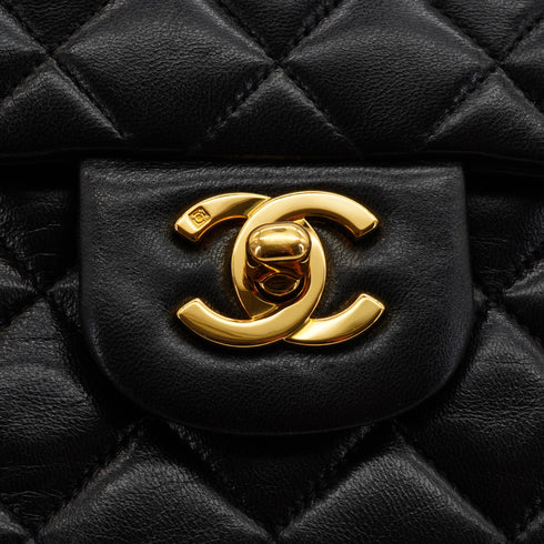 VINTAGE CHANEL CLASSIC FLAP SMALL CHAIN SHOULDER BAG BLACK LAMB SKIN GOLD HARDWARE 90341446