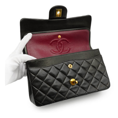 VINTAGE CHANEL CLASSIC FLAP SMALL CHAIN SHOULDER BAG BLACK LAMB SKIN GOLD HARDWARE 90342575