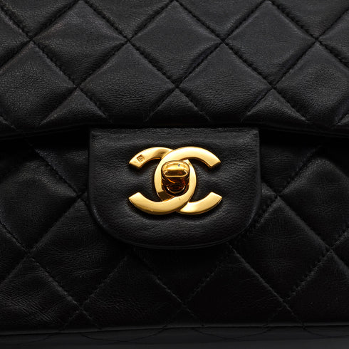 VINTAGE CHANEL CLASSIC FLAP SMALL CHAIN SHOULDER BAG BLACK LAMB SKIN GOLD HARDWARE 90343237
