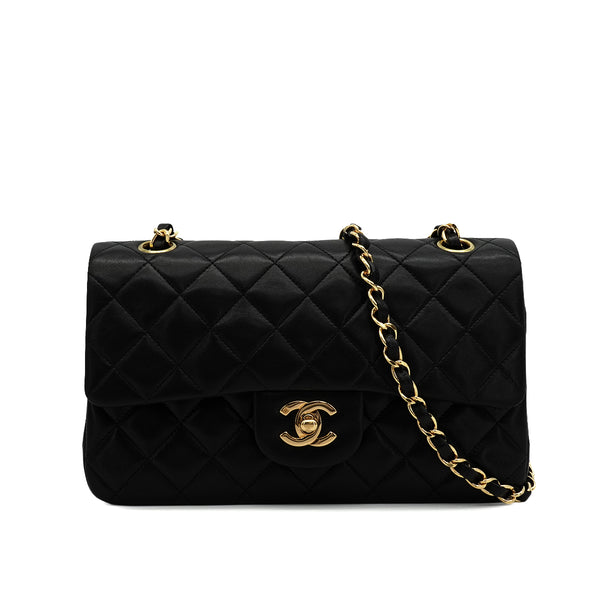 VINTAGE CHANEL CLASSIC FLAP SMALL CHAIN SHOULDER BAG BLACK LAMB SKIN GOLD HARDWARE 90350414