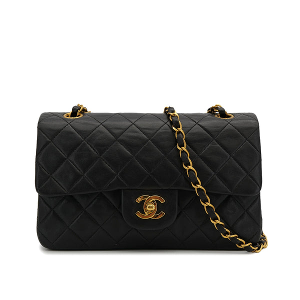 VINTAGE CHANEL CLASSIC FLAP SMALL CHAIN SHOULDER BAG BLACK LAMB SKIN GOLD HARDWARE 90323457