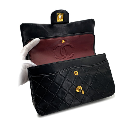 VINTAGE CHANEL CLASSIC FLAP SMALL CHAIN SHOULDER BAG BLACK LAMB SKIN GOLD HARDWARE 90324281